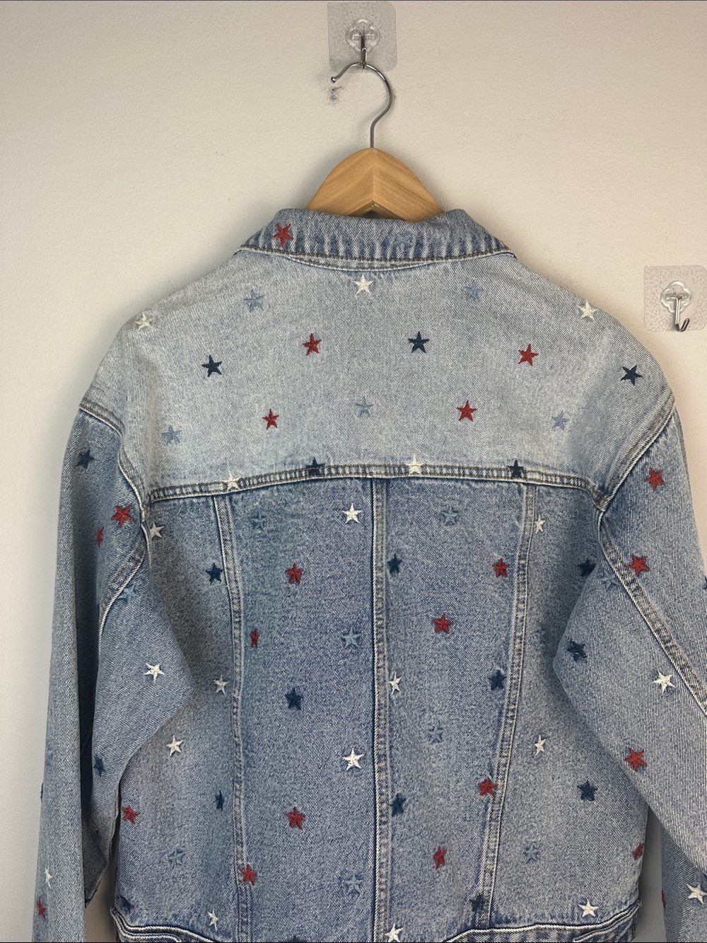 NEW DRIFTWOOD Starry Eyed Denim Blue Jean Jacket Embroidered Stars XL Cotton - Picture 10 of 16